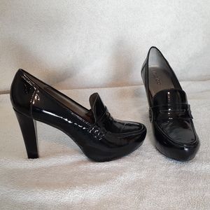 Black Patent Leather Loafer Heels Size 9.5